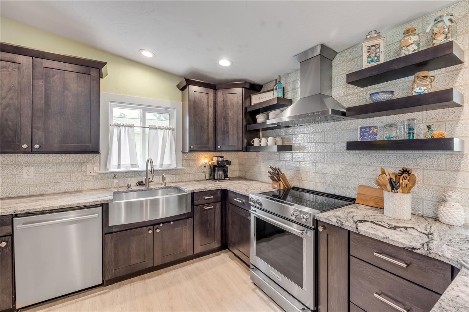INLET SHORES - Residential