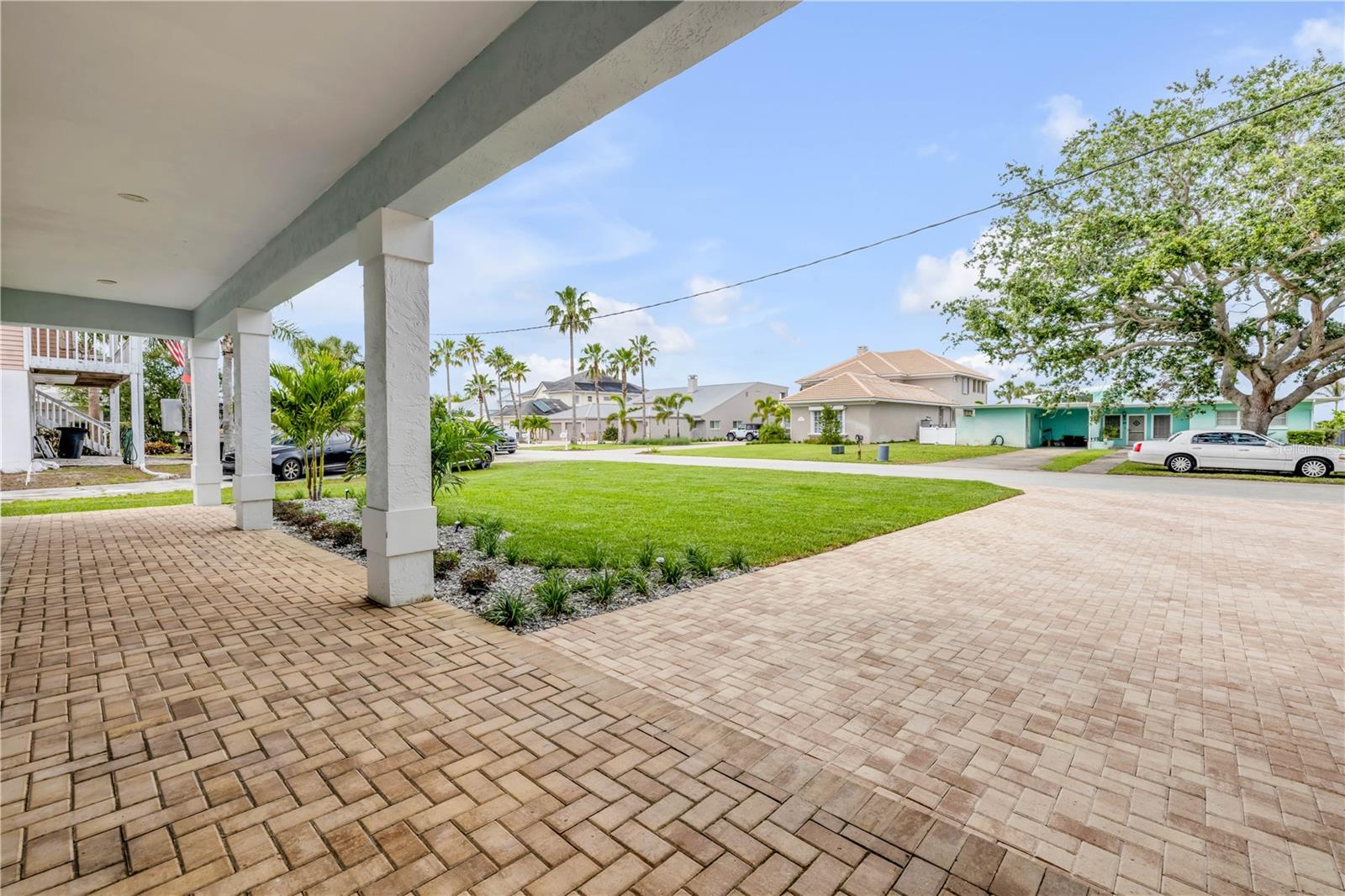 INLET SHORES - Residential