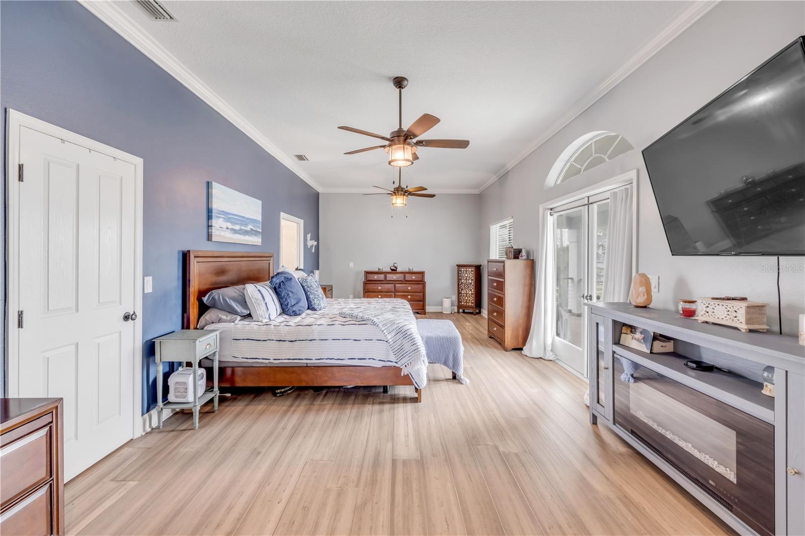 INLET SHORES - Residential