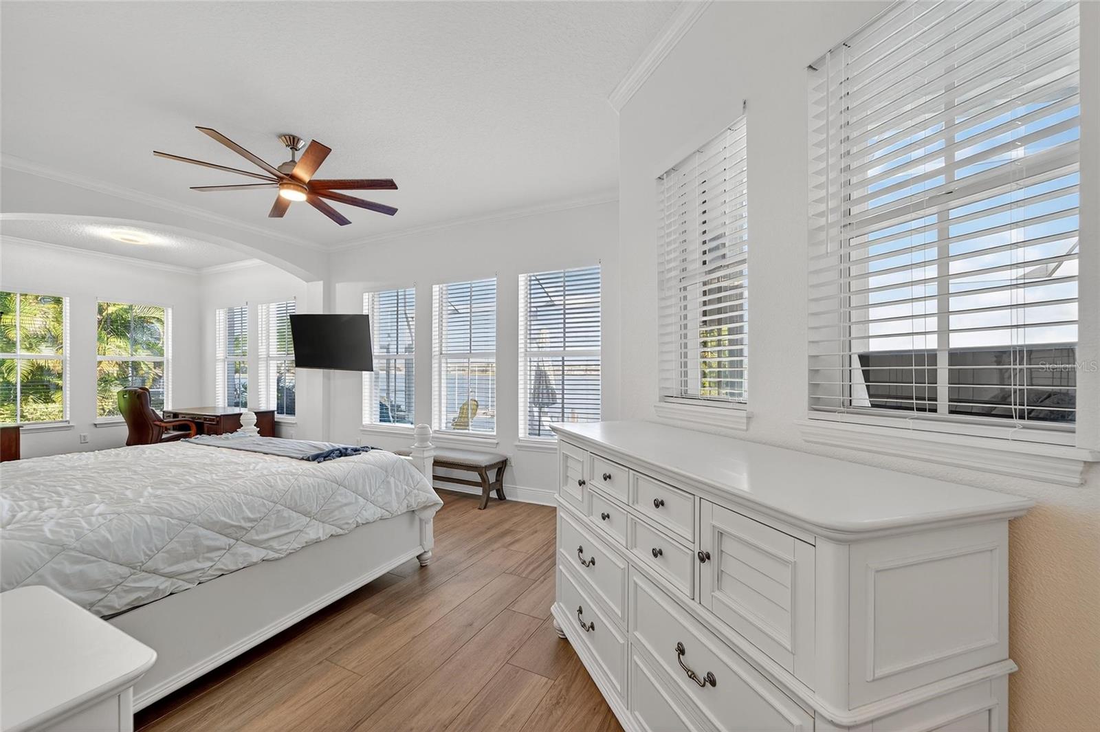 MIRABAY PH 3A-1 - Residential