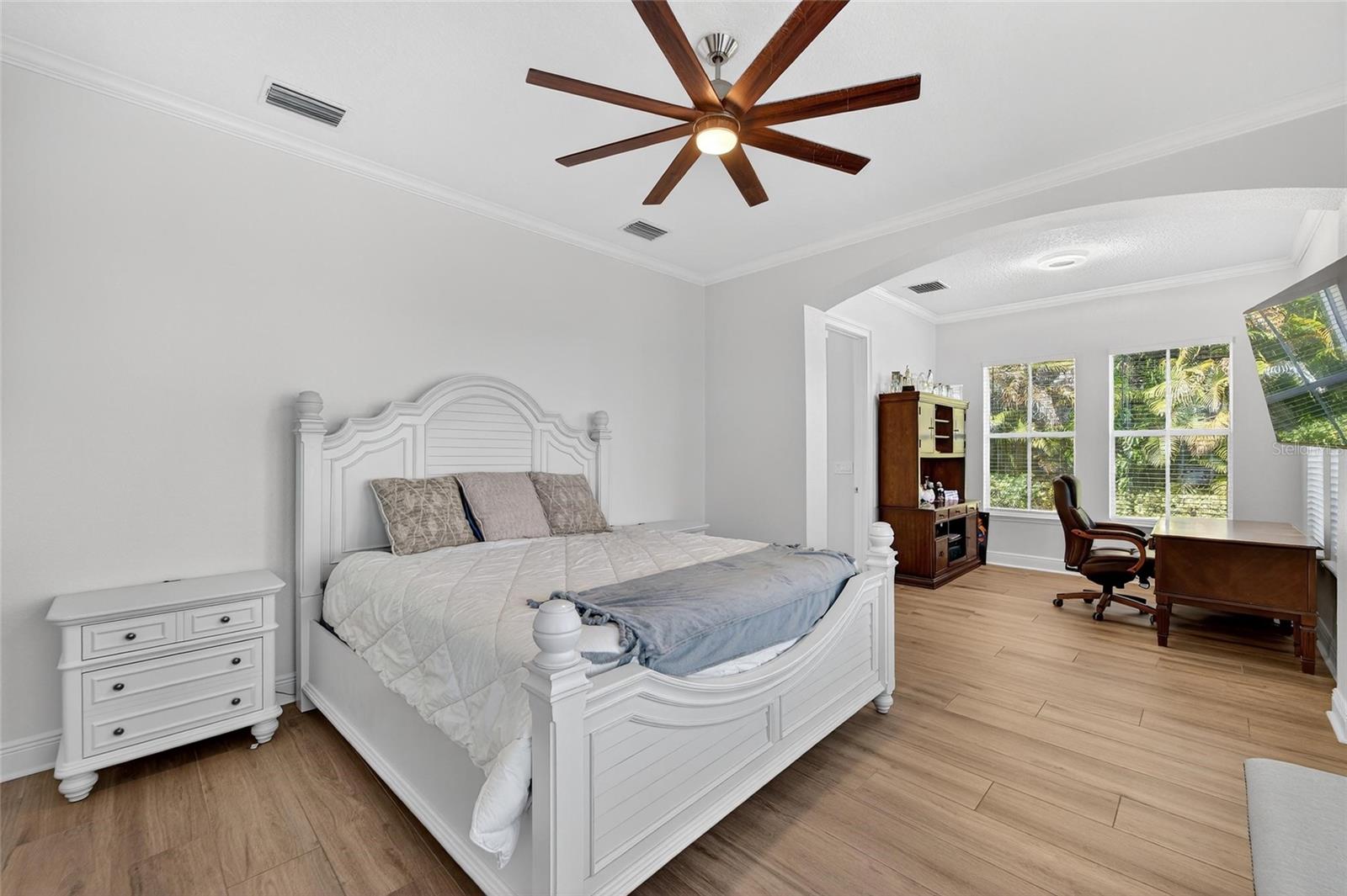 MIRABAY PH 3A-1 - Residential