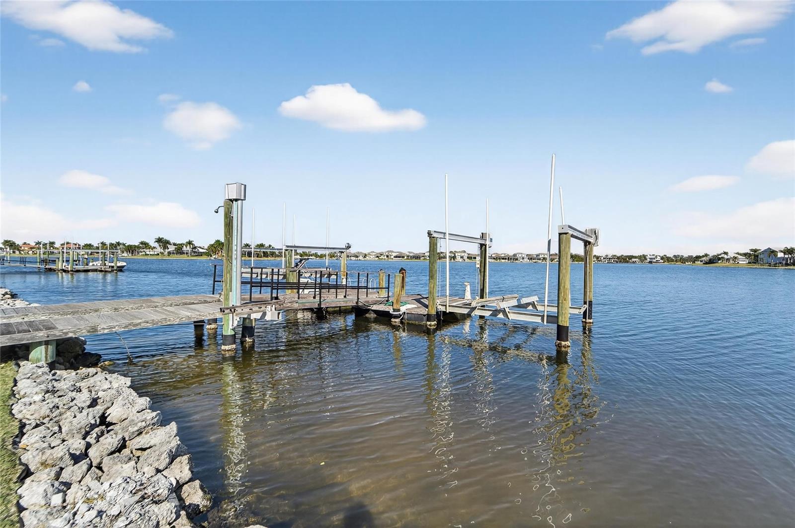 MIRABAY PH 3A-1 - Residential