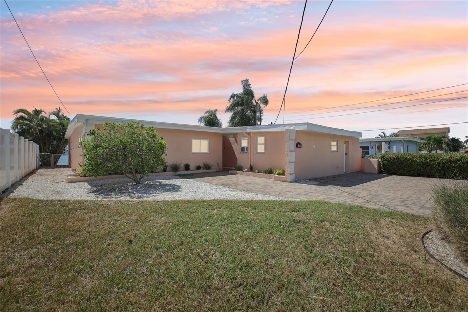 16016 4TH STREET E