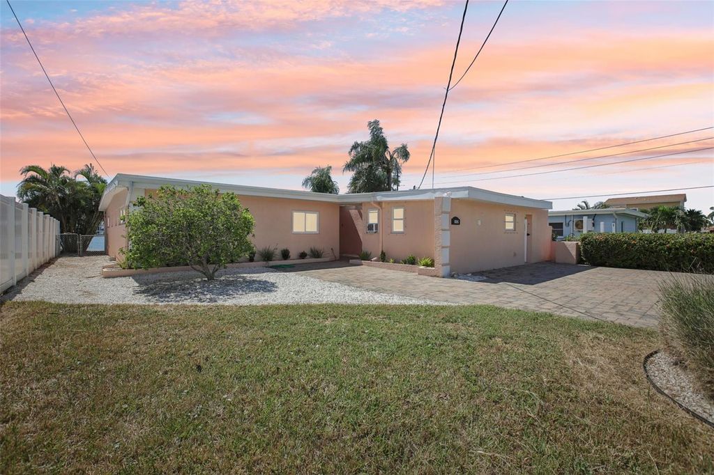 Photo of 16016 4th Street E, Redington Beach, FL 33708 (MLS # TB8433946)