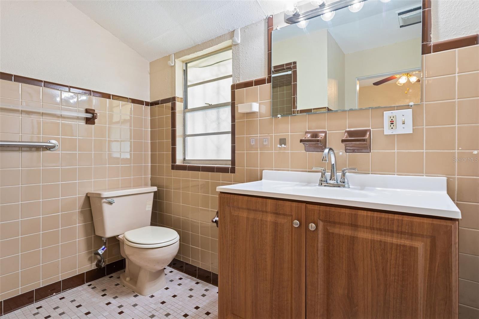 PEELERS SUB - Residential Lease