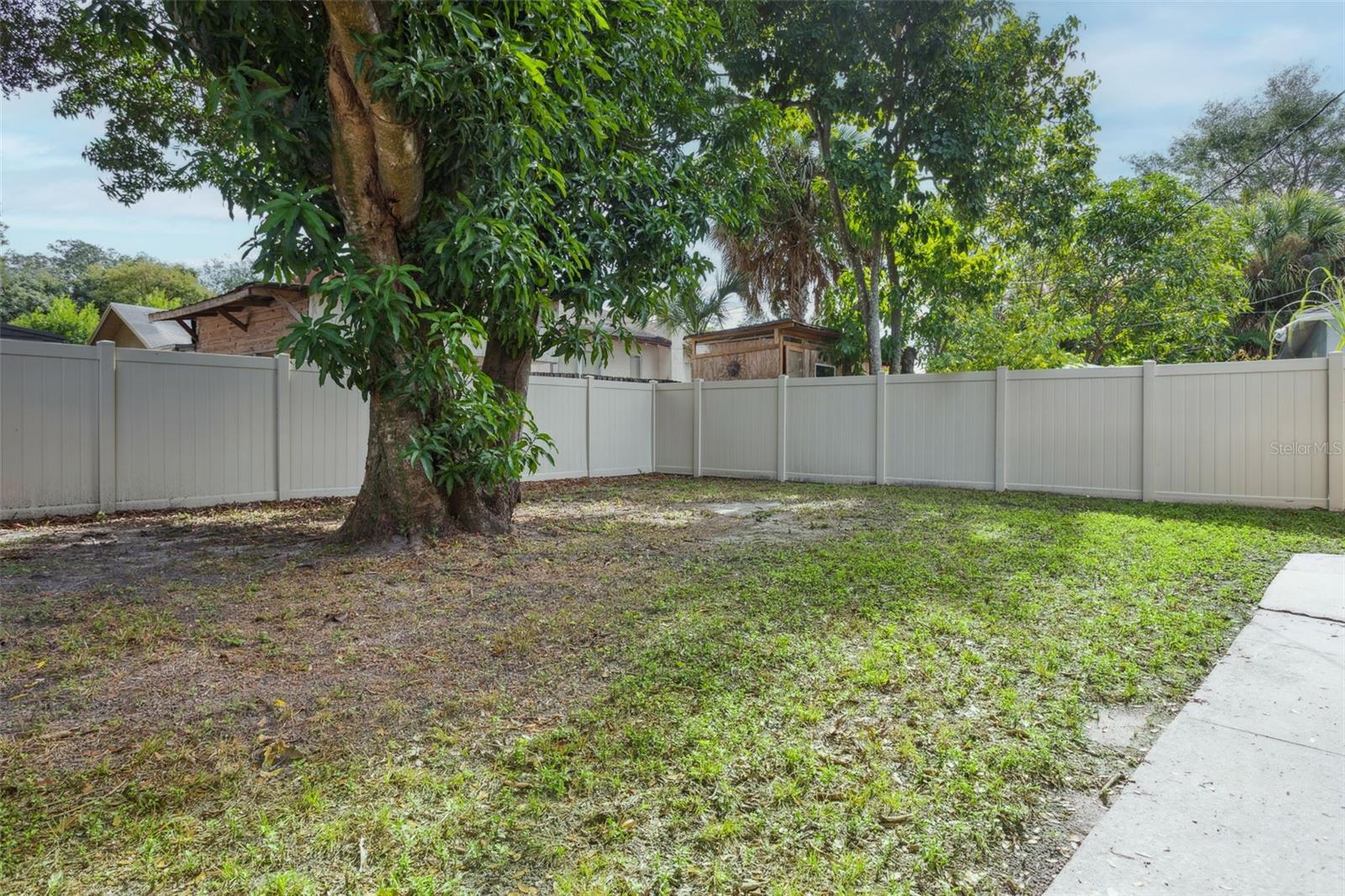 PEELERS SUB - Residential Lease