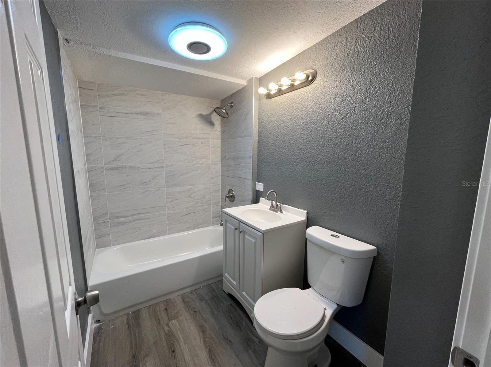 HOME ACRES UNIT 01 - Residential