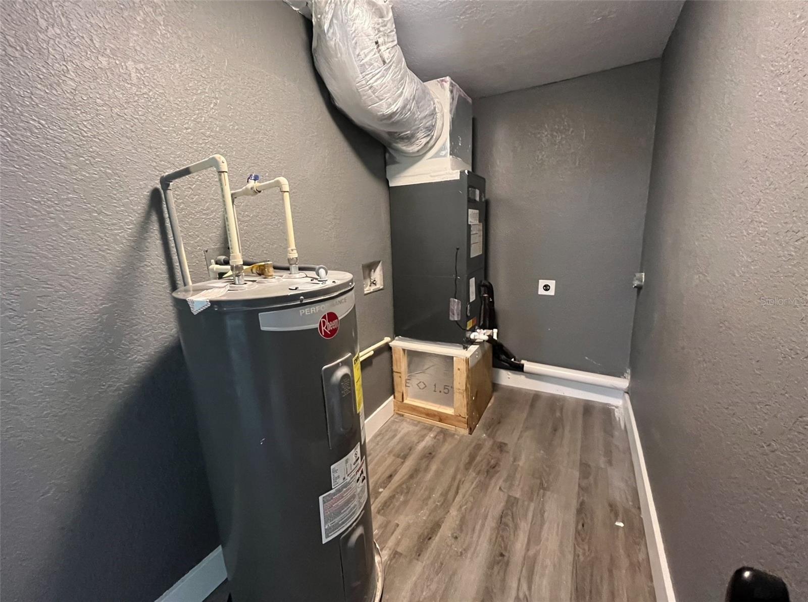 HOME ACRES UNIT 01 - Residential