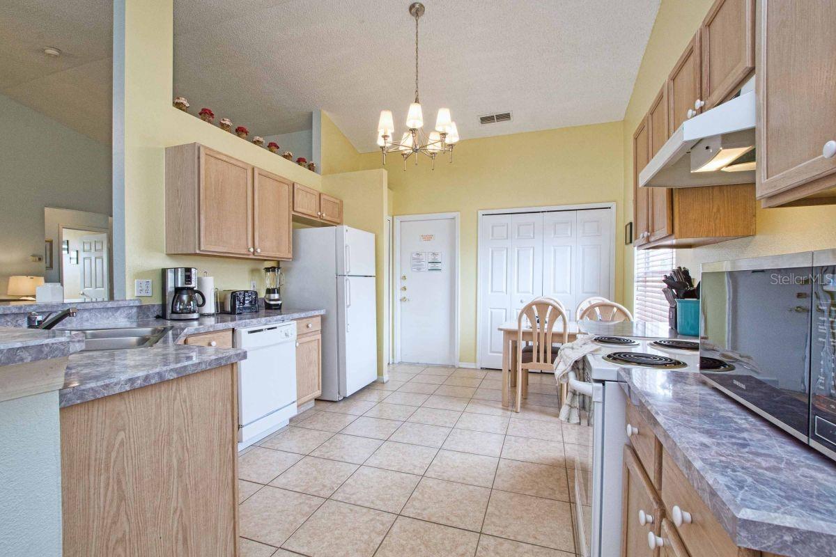 INDIAN RIDGE VILLAS PH 2 - Residential