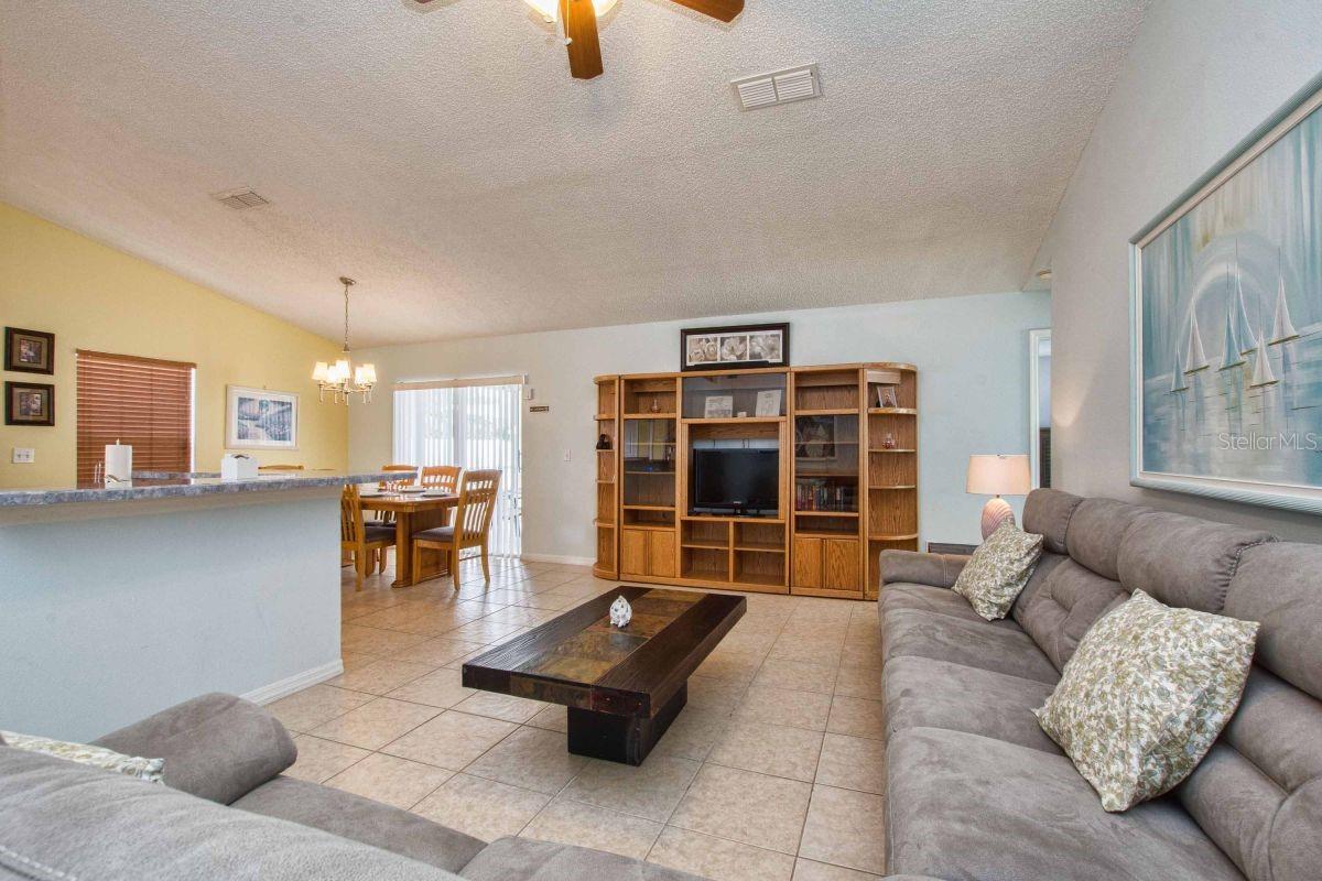 INDIAN RIDGE VILLAS PH 2 - Residential