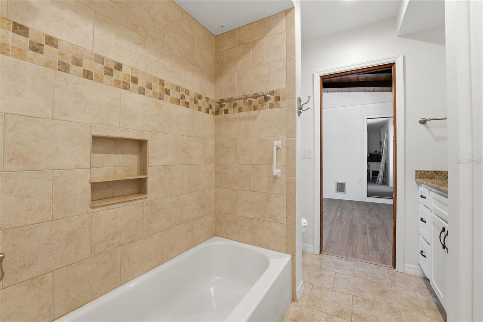 PALM GROVE IN ENGLEWOOD - Residential