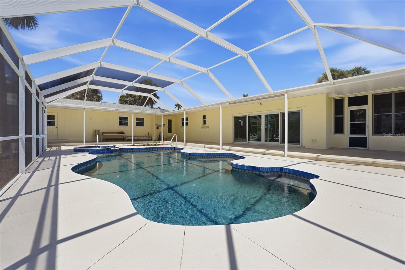 PALM GROVE IN ENGLEWOOD - Residential