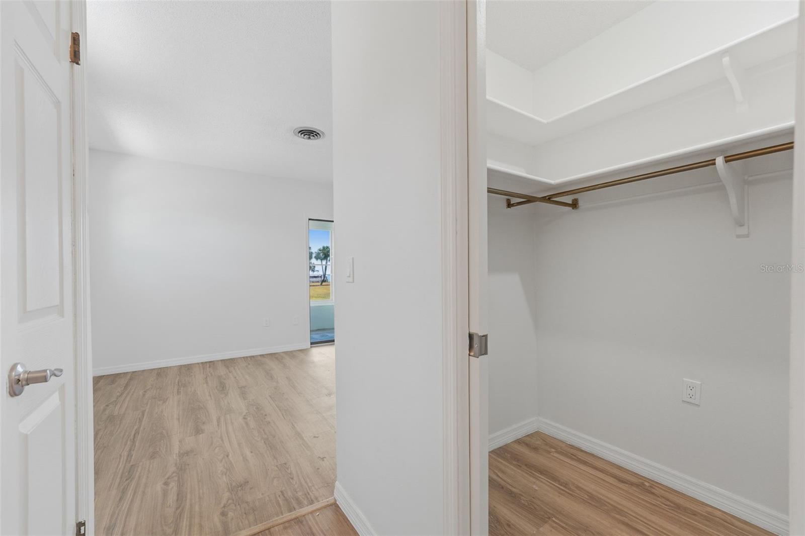 PALM GROVE IN ENGLEWOOD - Residential