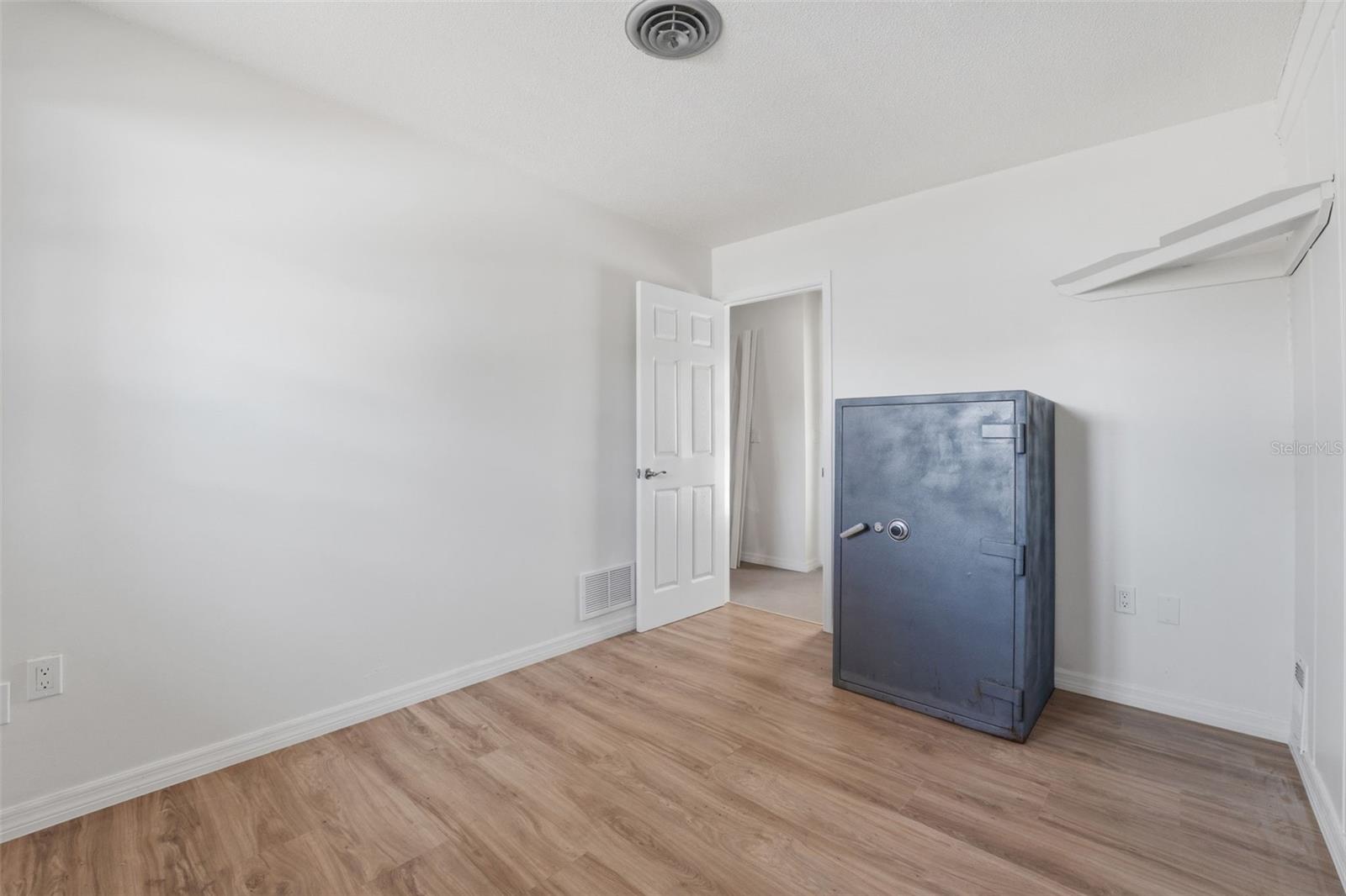 PALM GROVE IN ENGLEWOOD - Residential