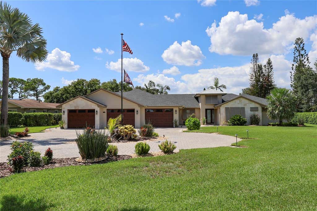 Photo of 3640 Crump Road, Winter Haven, FL 33881 (MLS # L4964316)