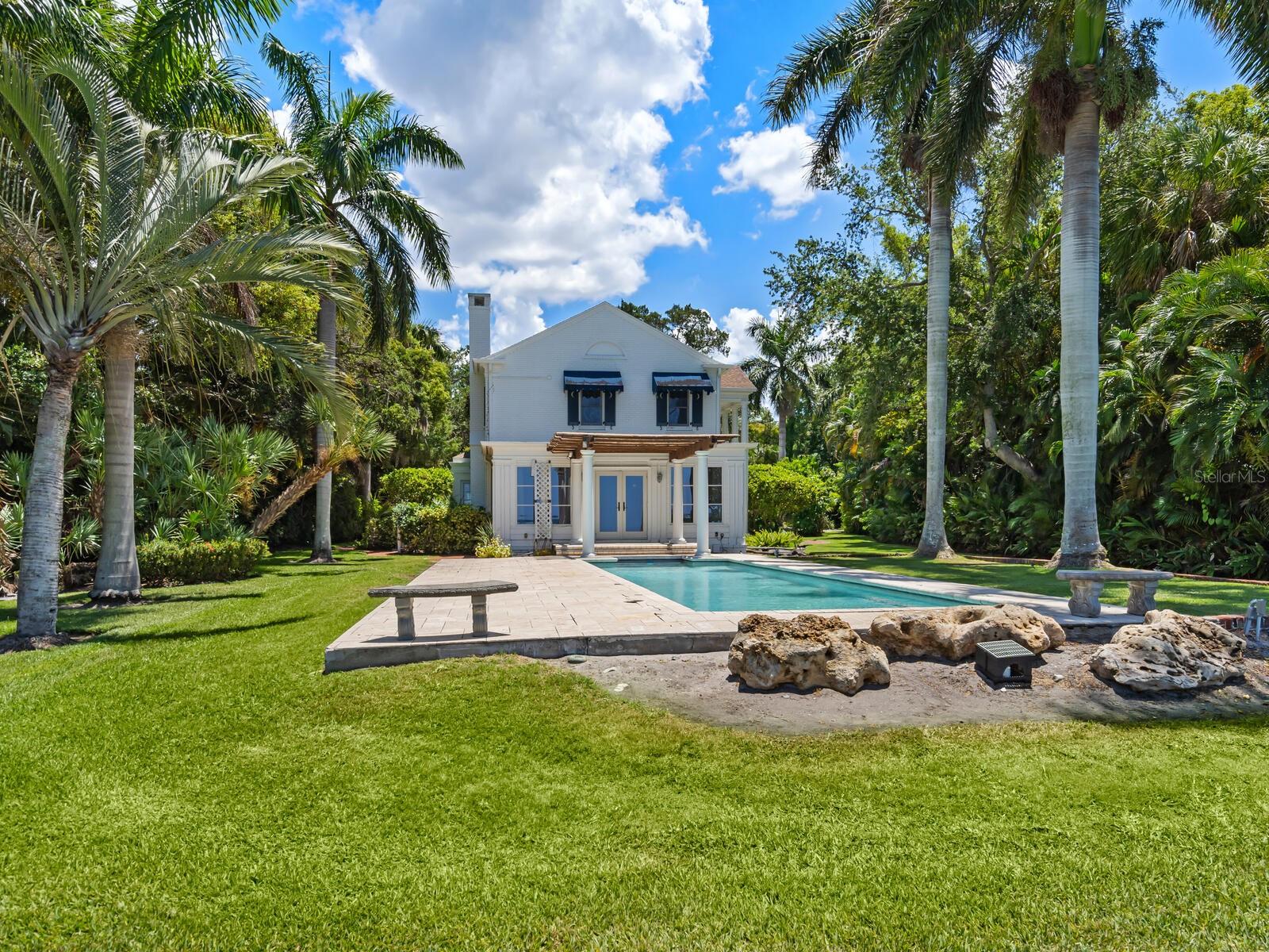 4521 BAY SHORE ROAD