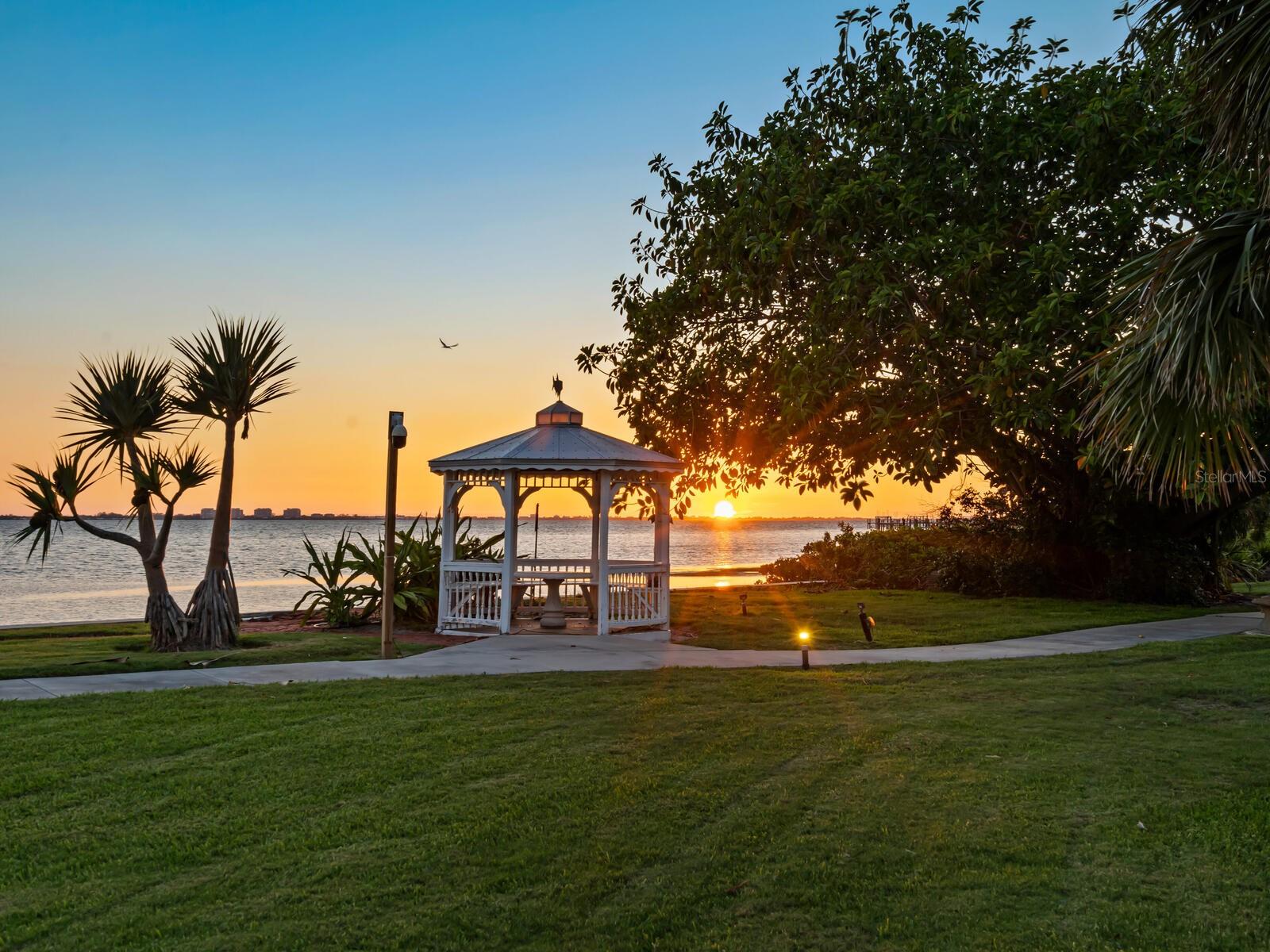 4521 BAY SHORE ROAD