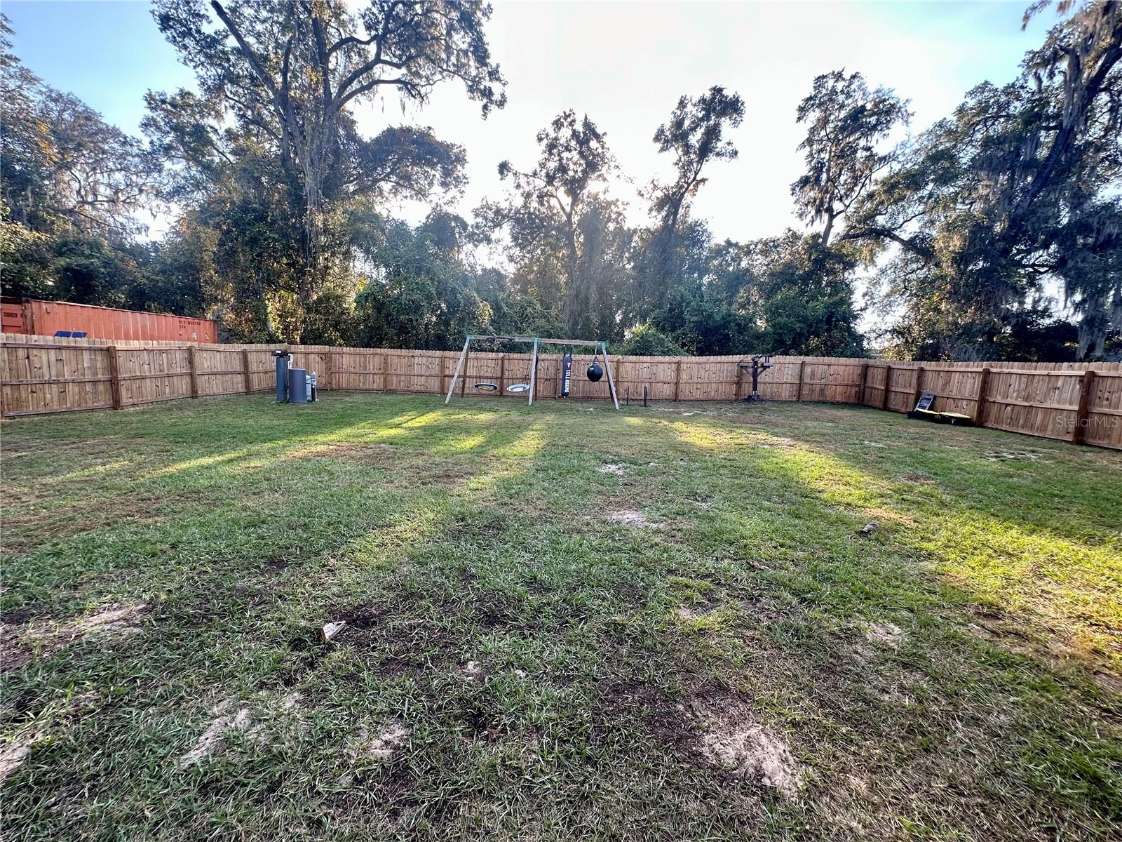 SILVER SPGS SHORES UN 12 - Residential