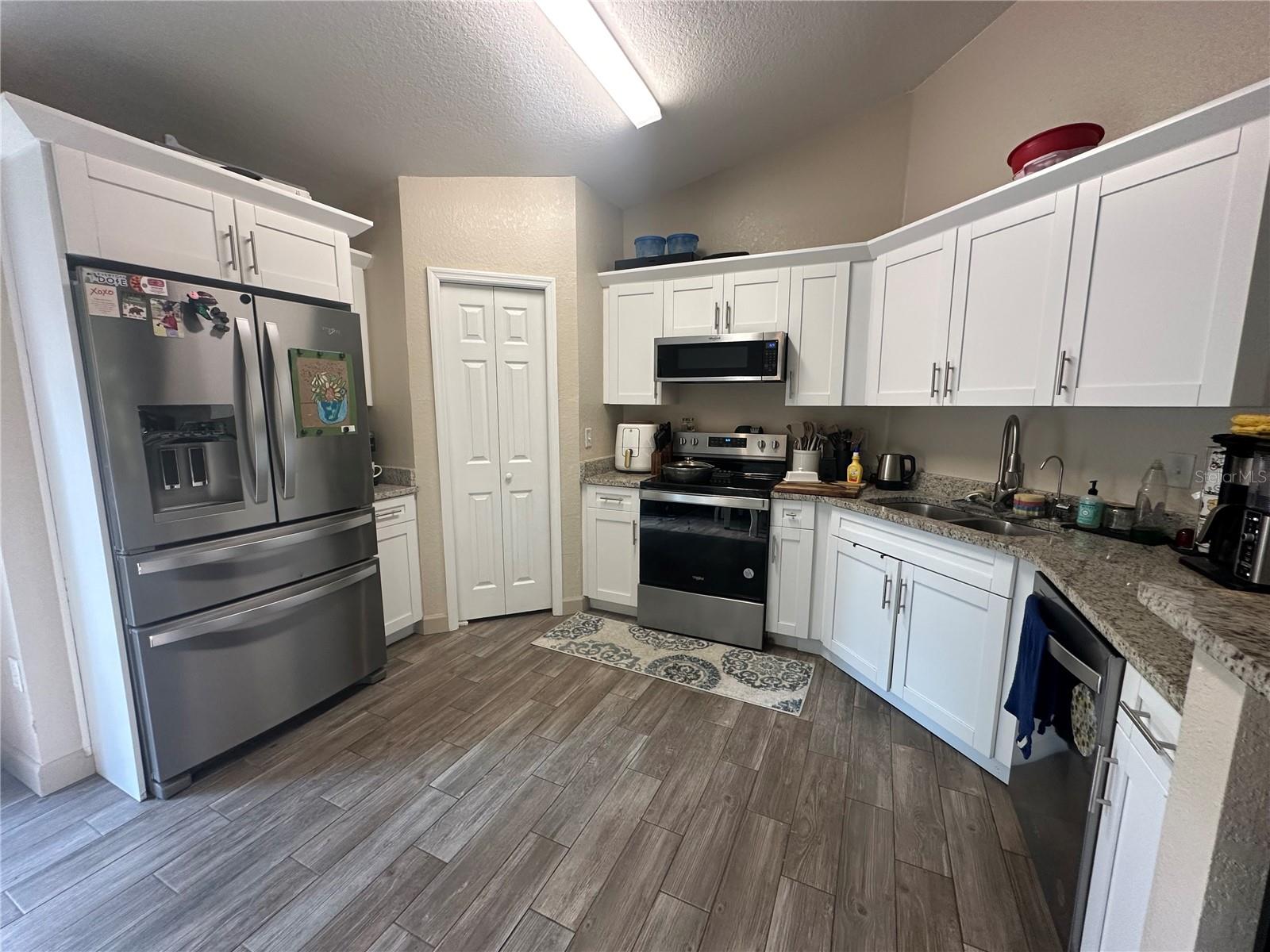 SILVER SPGS SHORES UN 12 - Residential