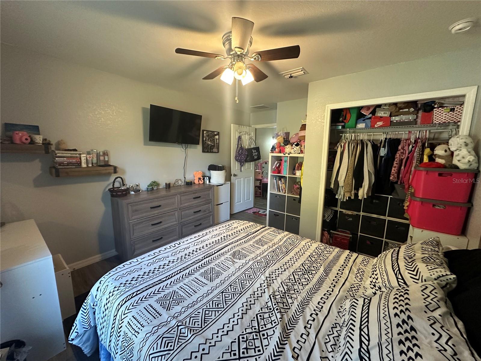 SILVER SPGS SHORES UN 12 - Residential