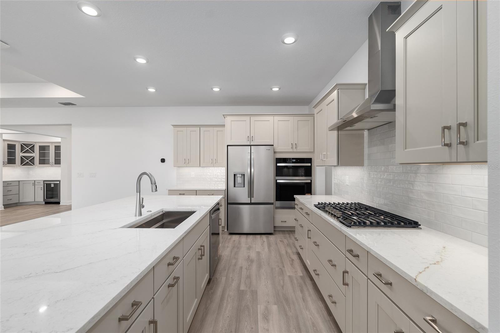 CANDLER HILLS - Residential