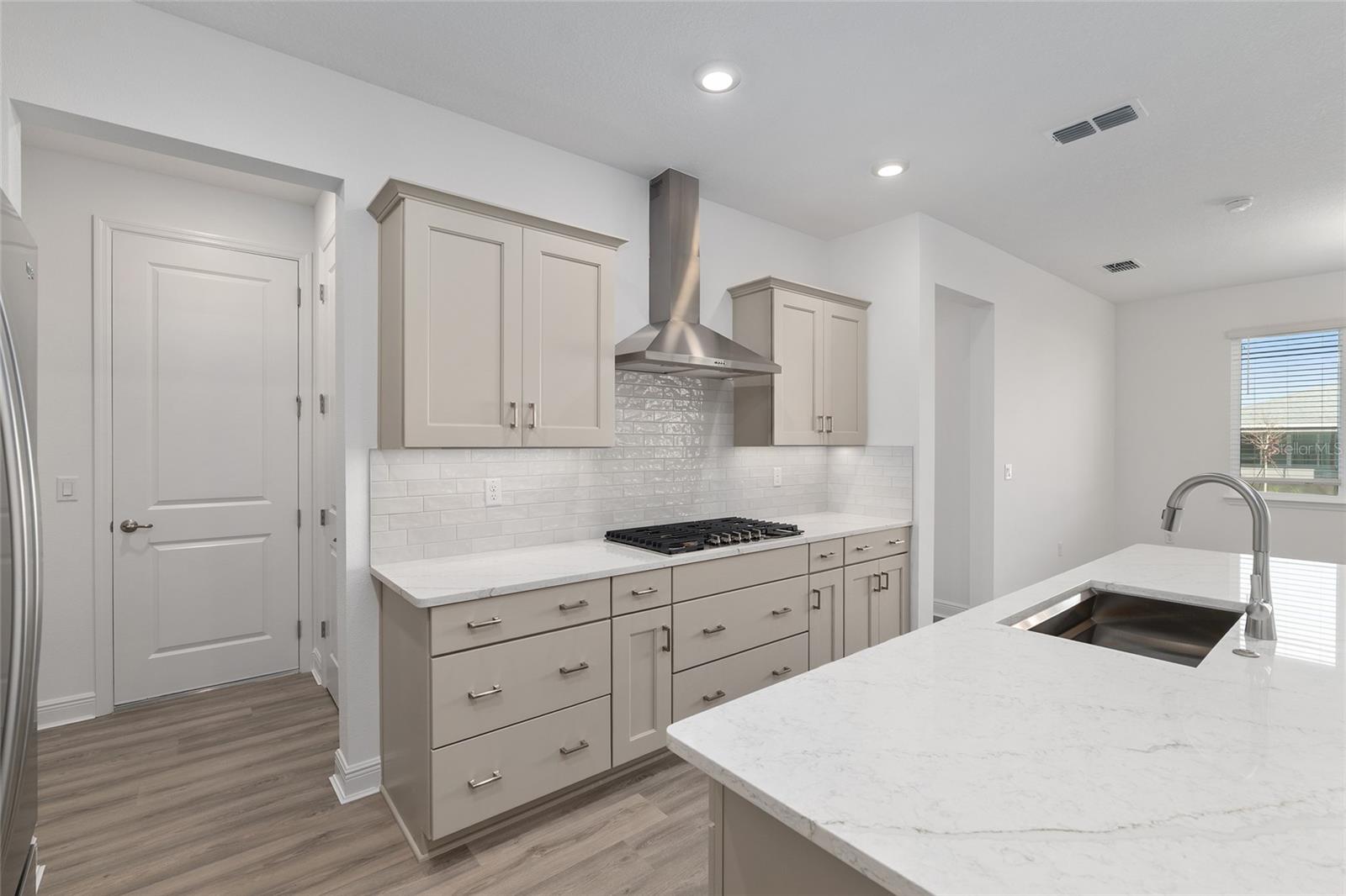 CANDLER HILLS - Residential