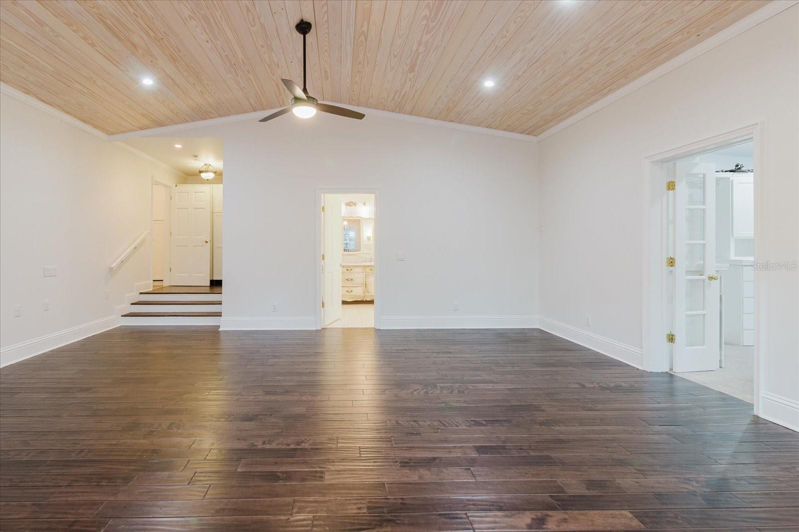 UNPLATTED - Residential