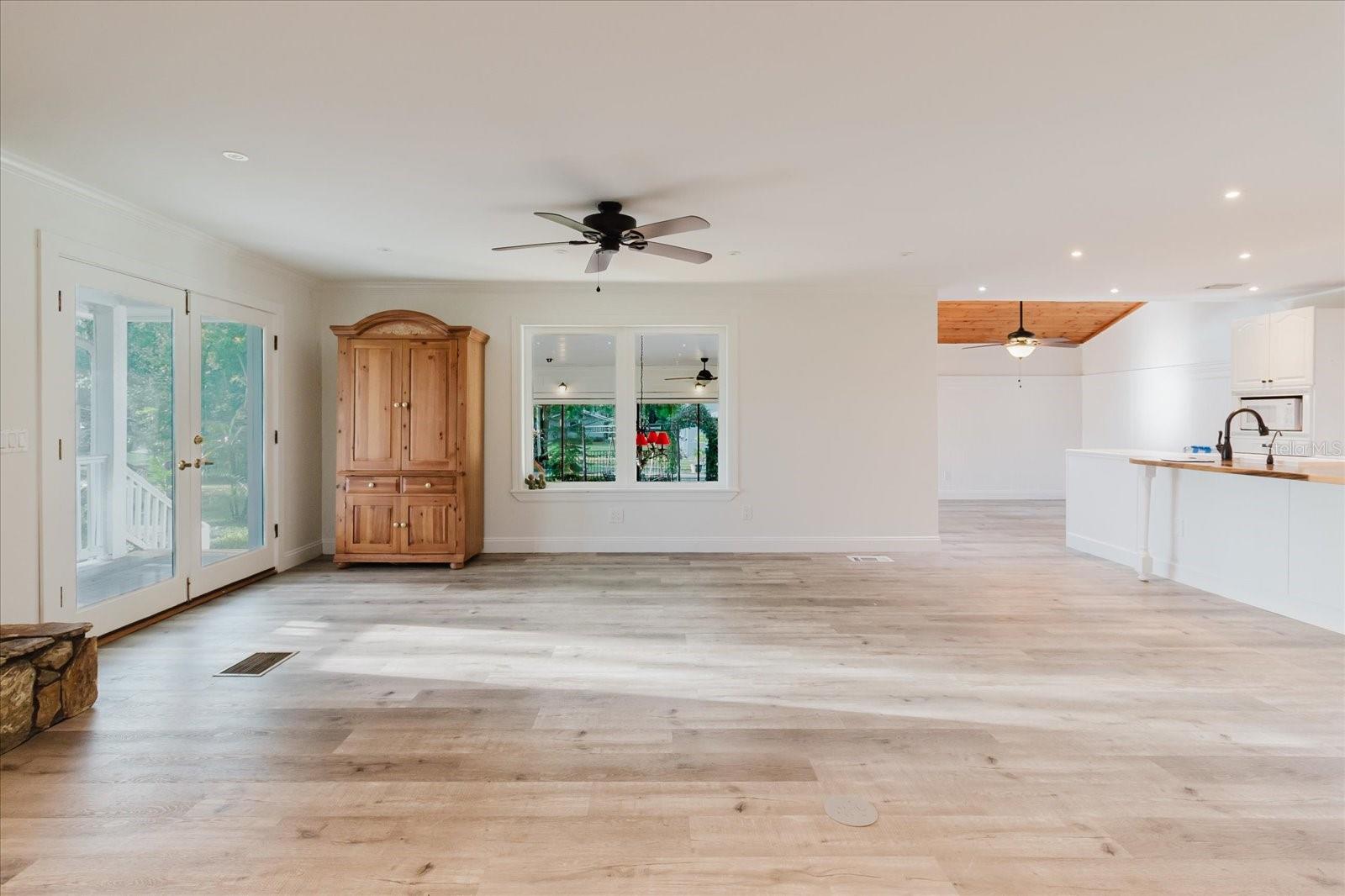 UNPLATTED - Residential
