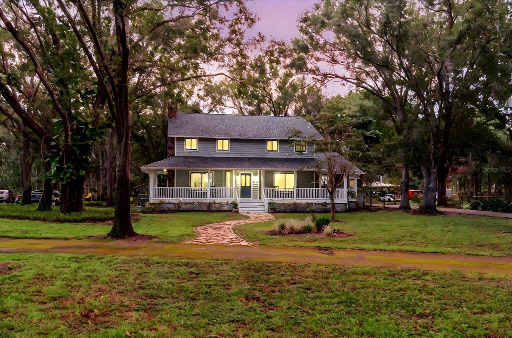 Photo of 5455 Lake Le Clare Road, Lutz, FL 33558 (MLS # TB8414223)