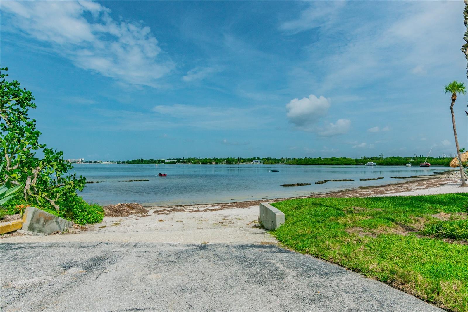 BERMUDA BAY BEACH CONDO - Residential