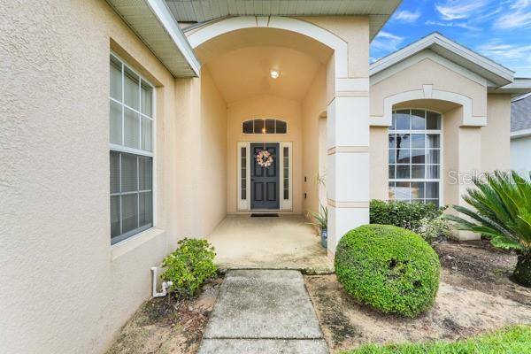 915 LOCKBREEZE DRIVE