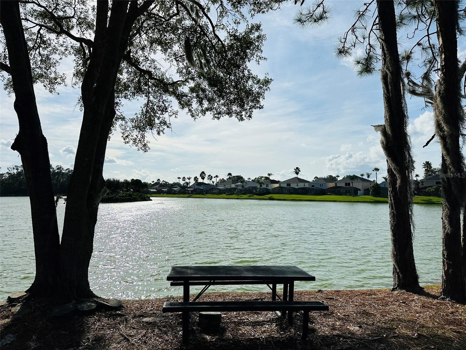 LAKE BERKLEY RESORT PH 2 - Residential