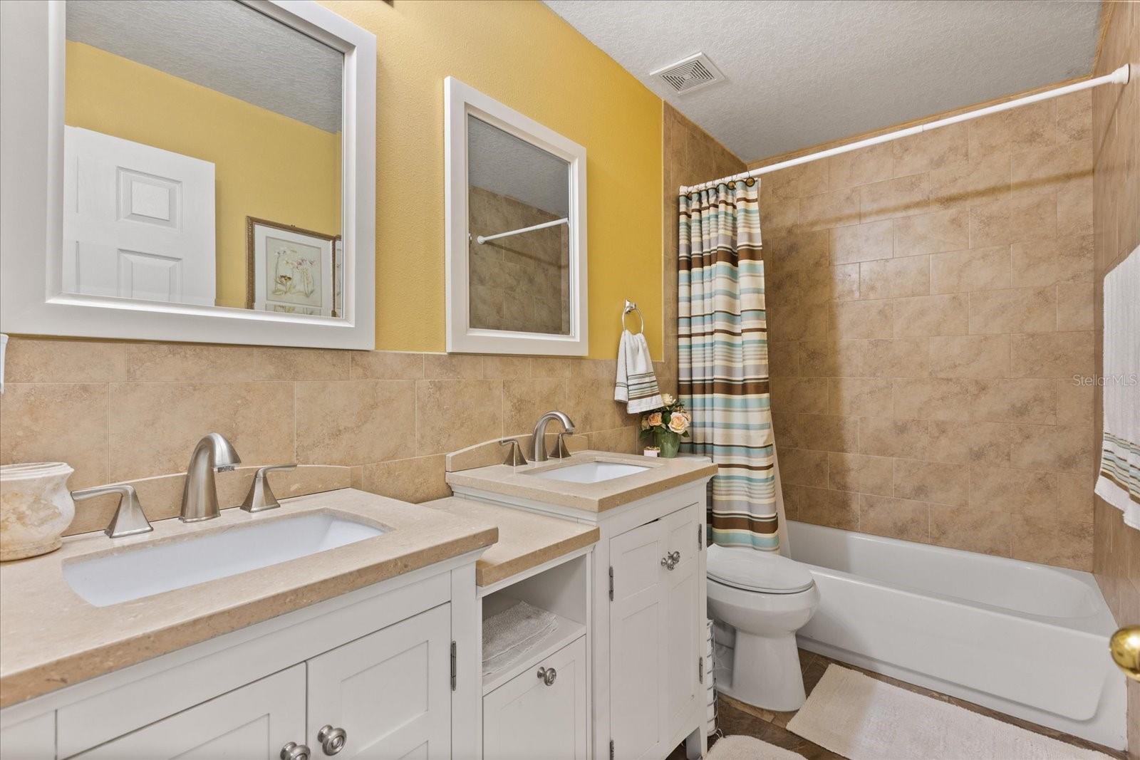 OAK LNDG - Residential