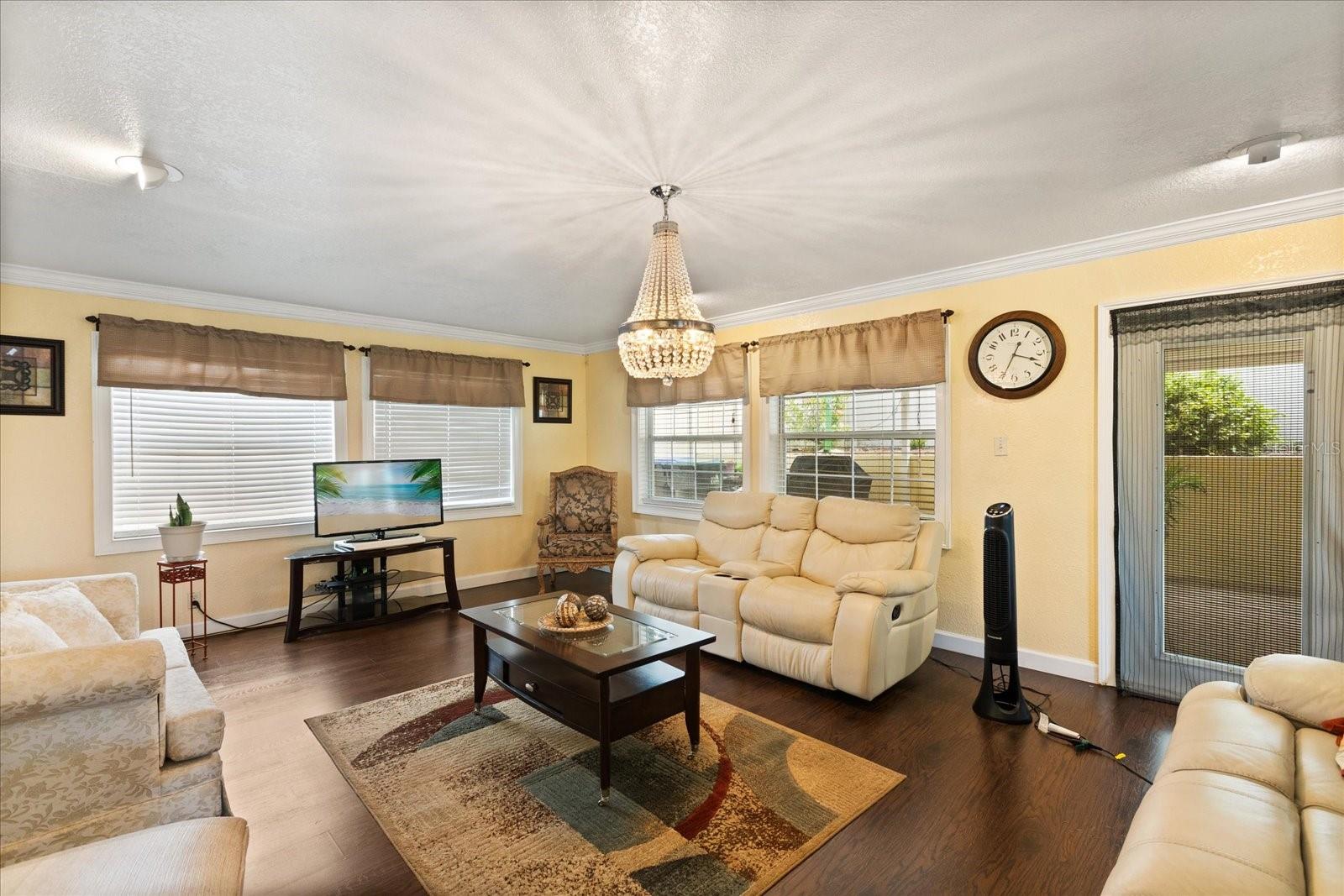 OAK LNDG - Residential