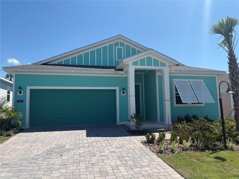Photo of 1005 Fiesta Key Circle, Lady Lake, FL 32159 (MLS # G5101971)