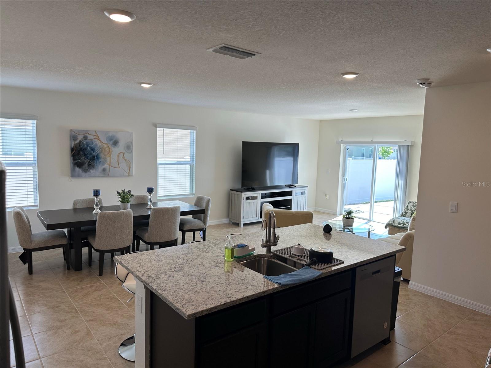 EAGLE HAMMOCK - Residential Lease