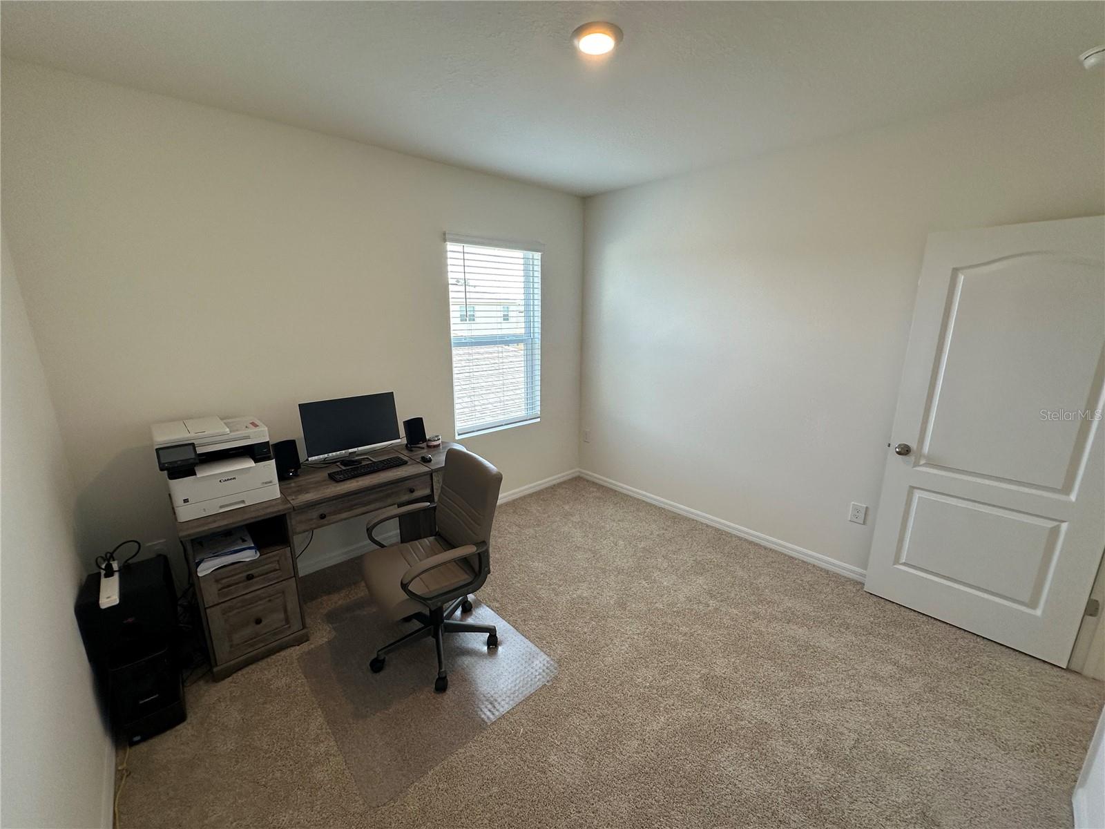 EAGLE HAMMOCK - Residential Lease