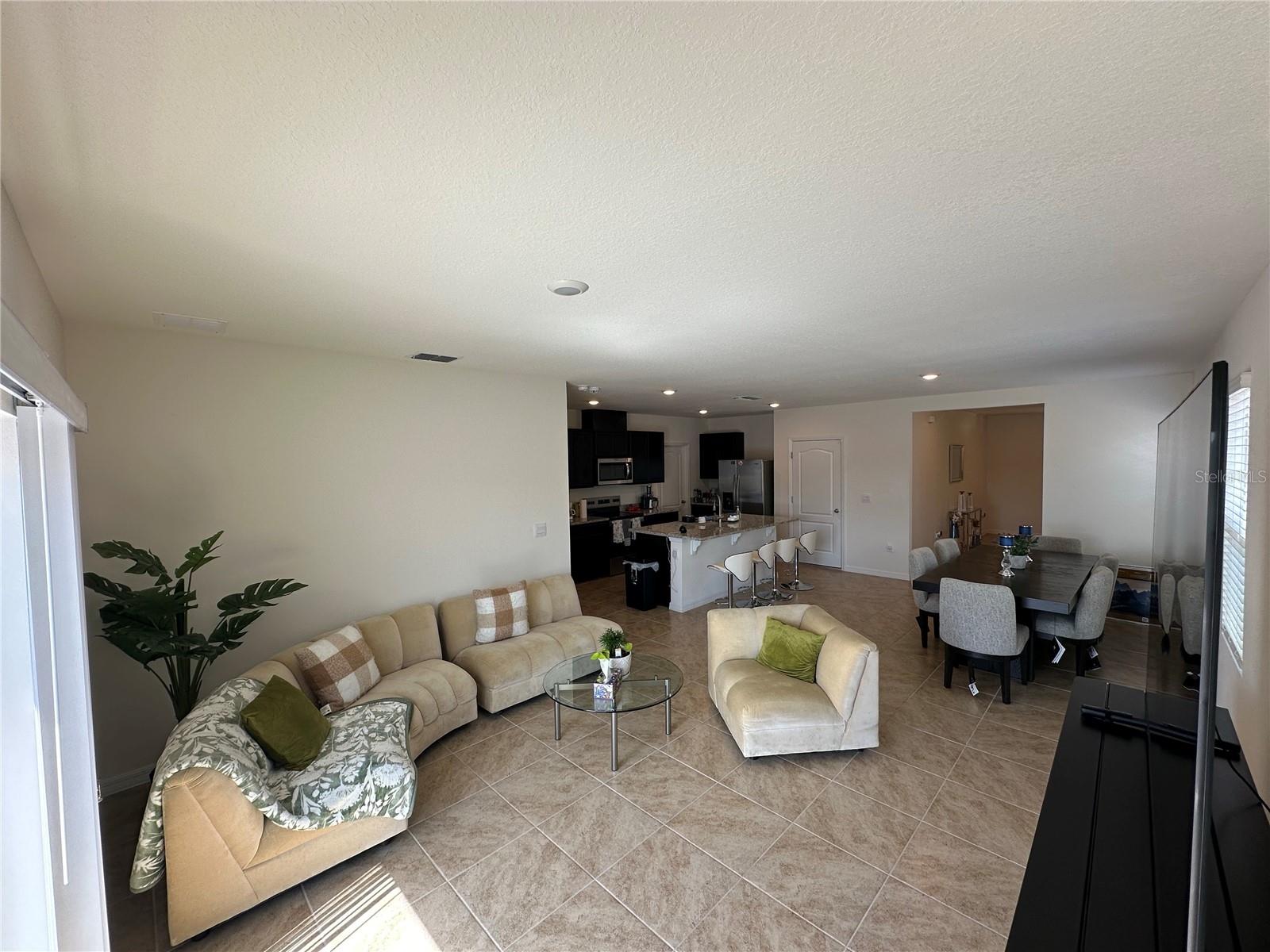 EAGLE HAMMOCK - Residential Lease