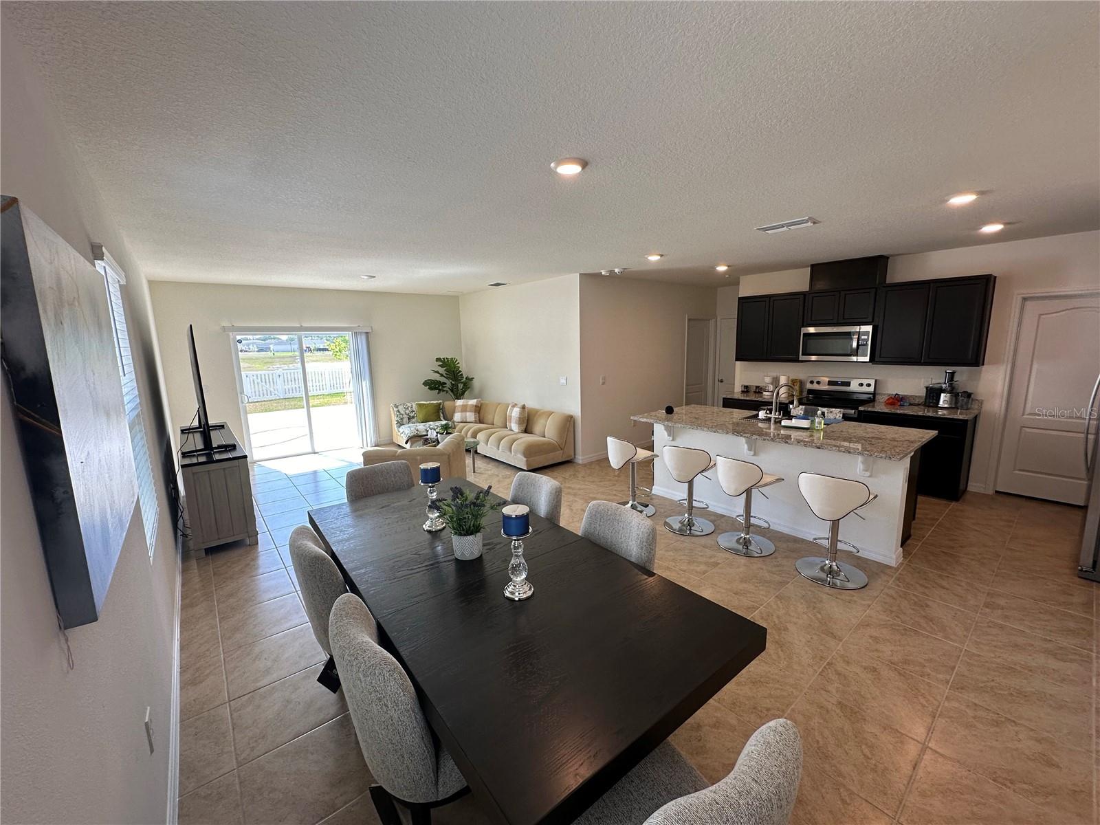 EAGLE HAMMOCK - Residential Lease