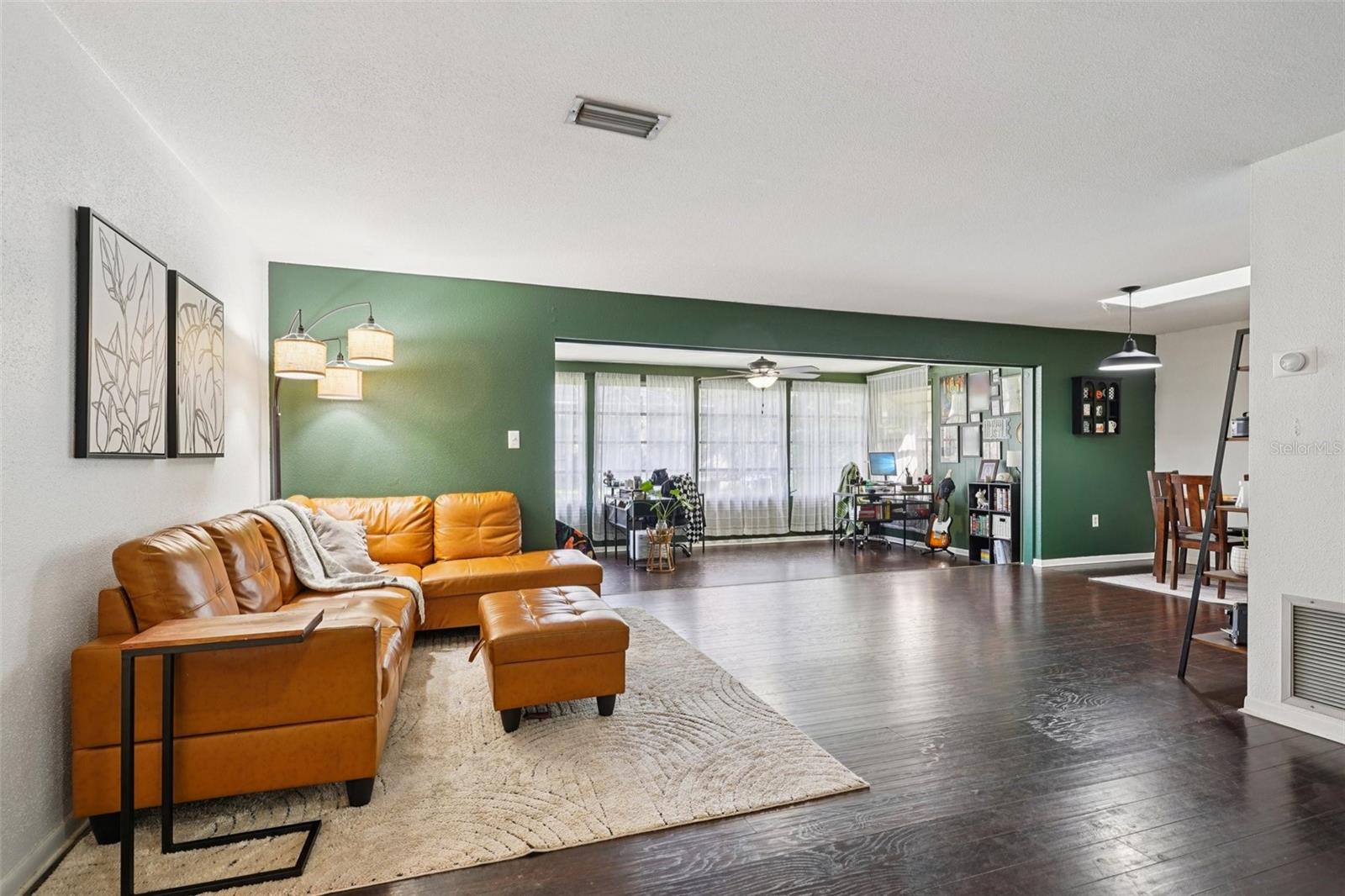 CRESCENT COVE - Residential