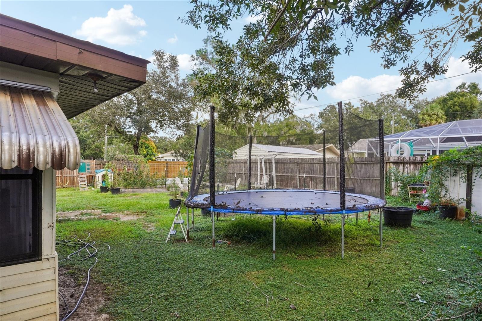 CRESCENT COVE - Residential