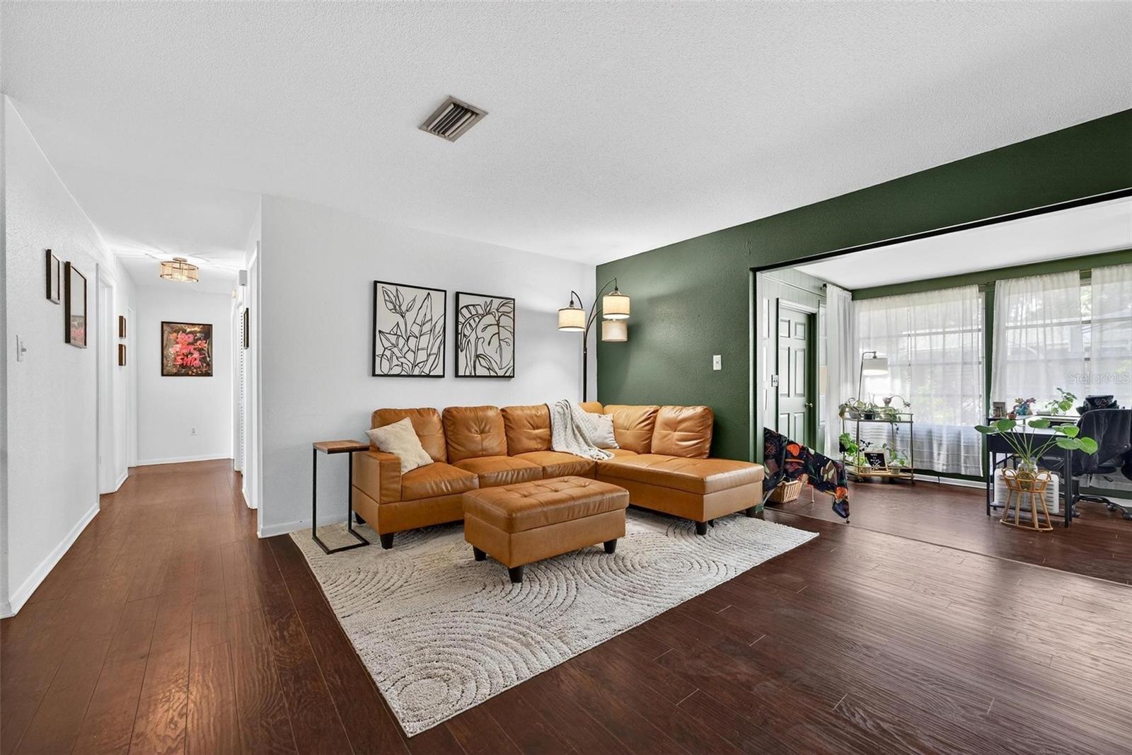 CRESCENT COVE - Residential