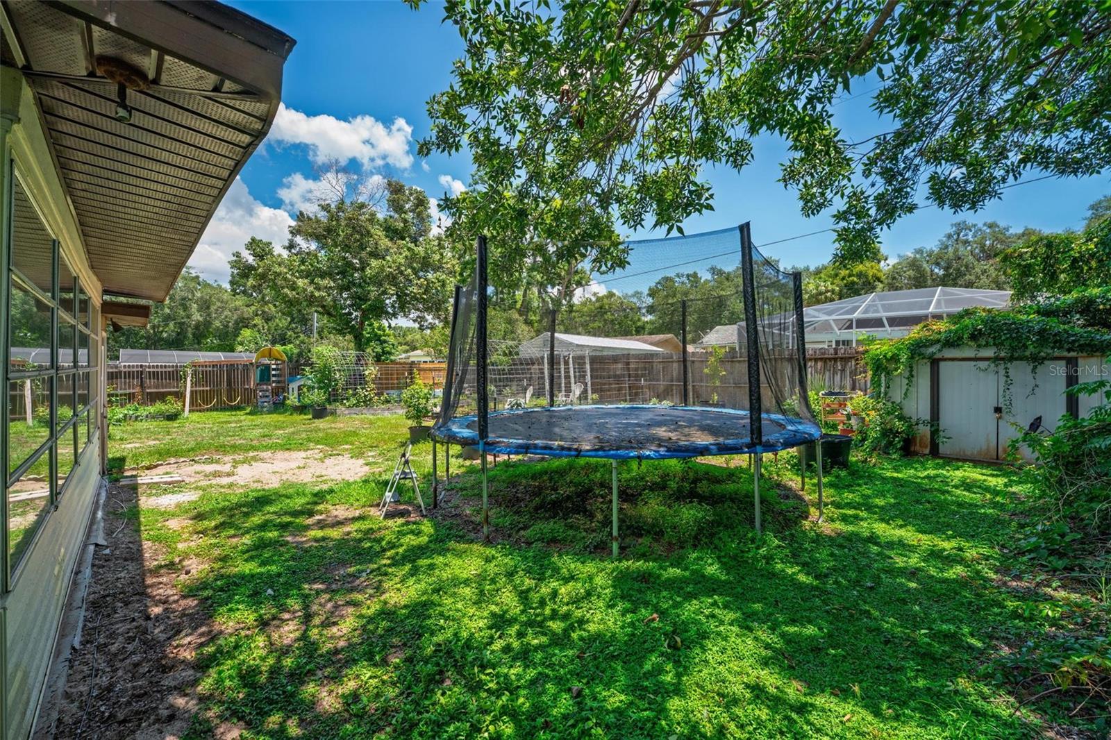 CRESCENT COVE - Residential