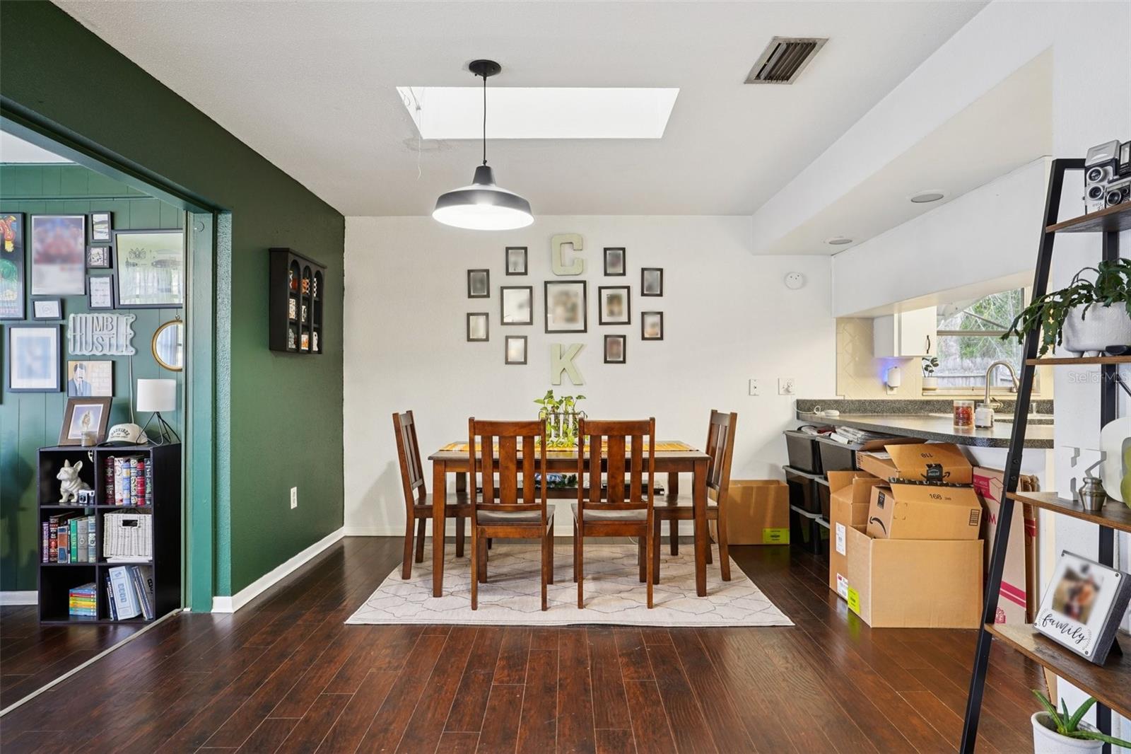 CRESCENT COVE - Residential