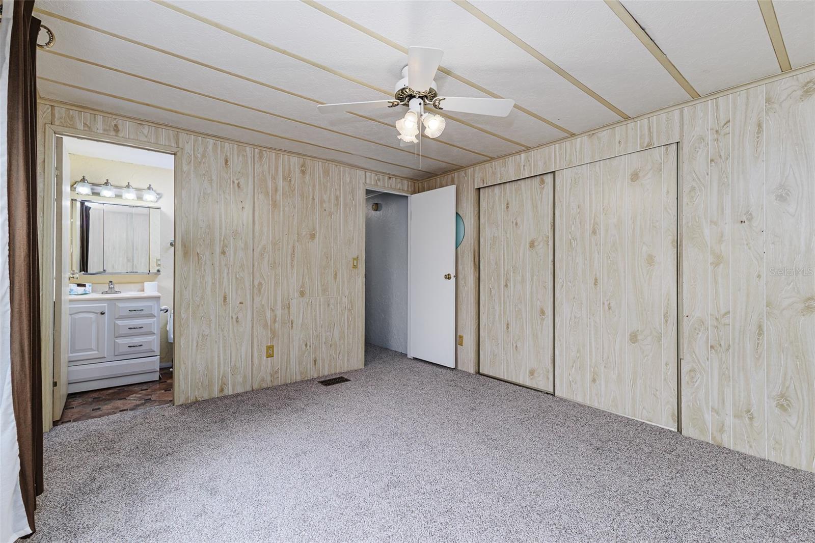 GARDEN GROVE OAKS - Residential