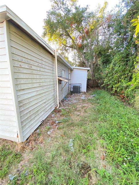 A home in TAMPA