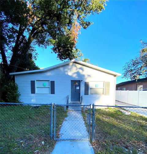 A home in TAMPA