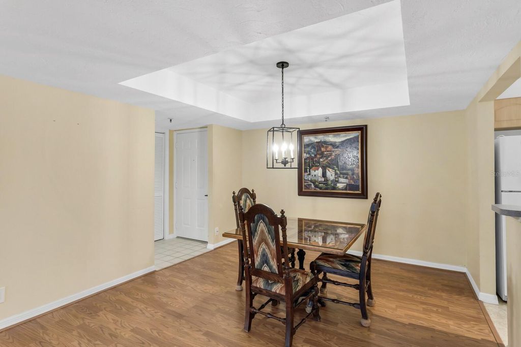 Photo of 3211 W Swann Avenue #204, Tampa, FL 33609 (MLS # TB8449809)
