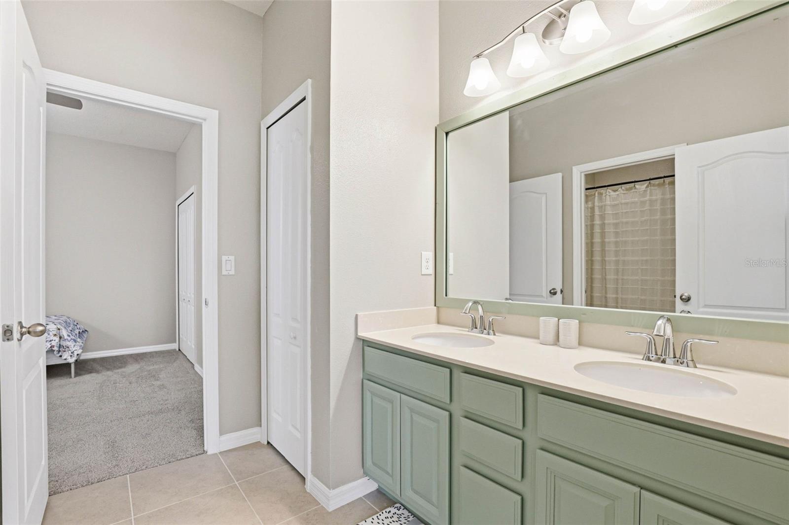 LUCAYA LAKE CLUB PH 1B - Residential