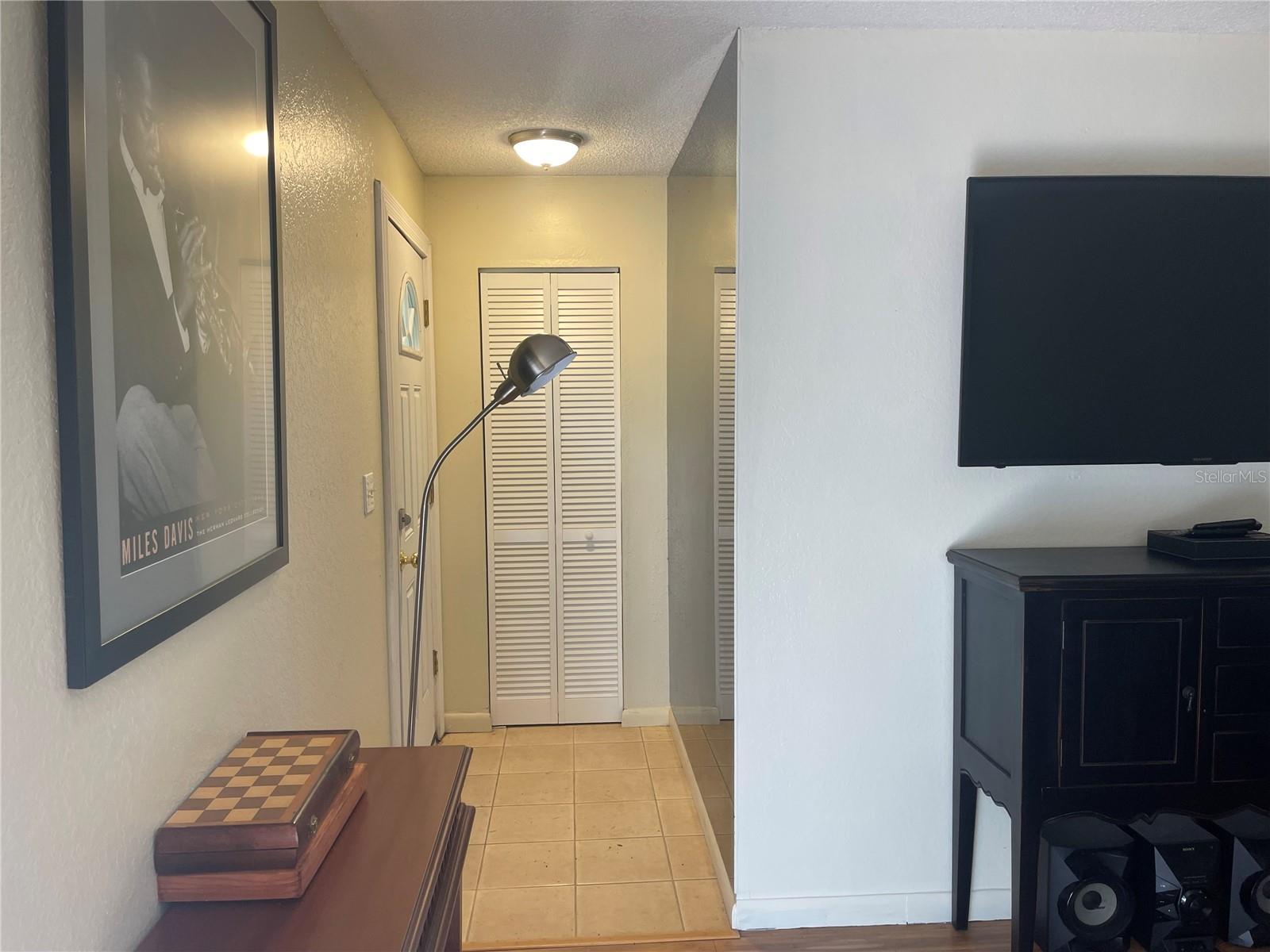 MEADOWOOD CONDOMINIUM VILLAGE - Residential